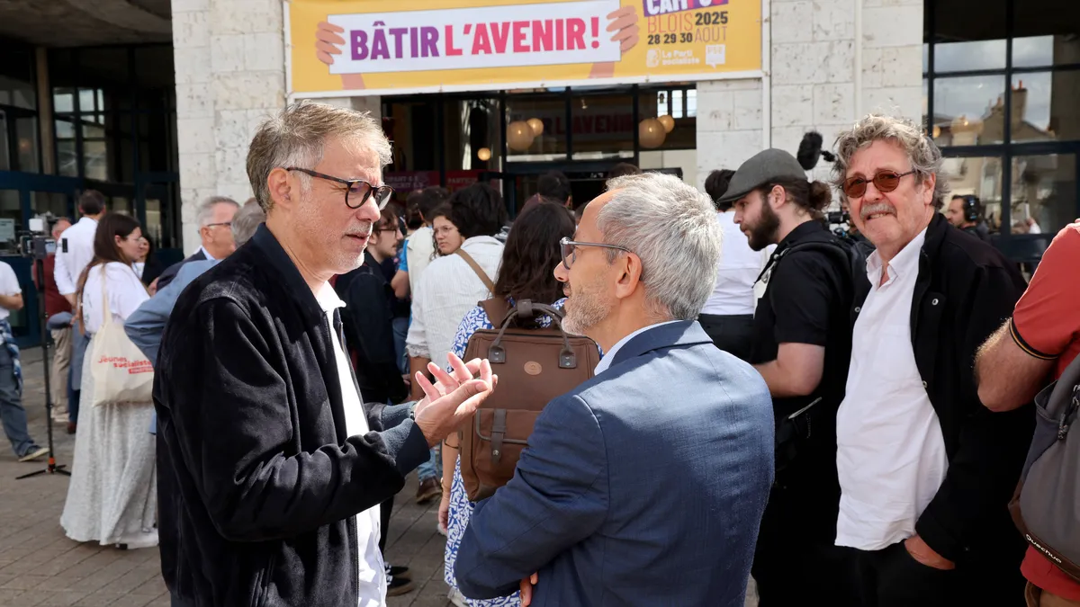 Après le 8 septembre, le PS veut incarner l’alternative, sans trop y croire