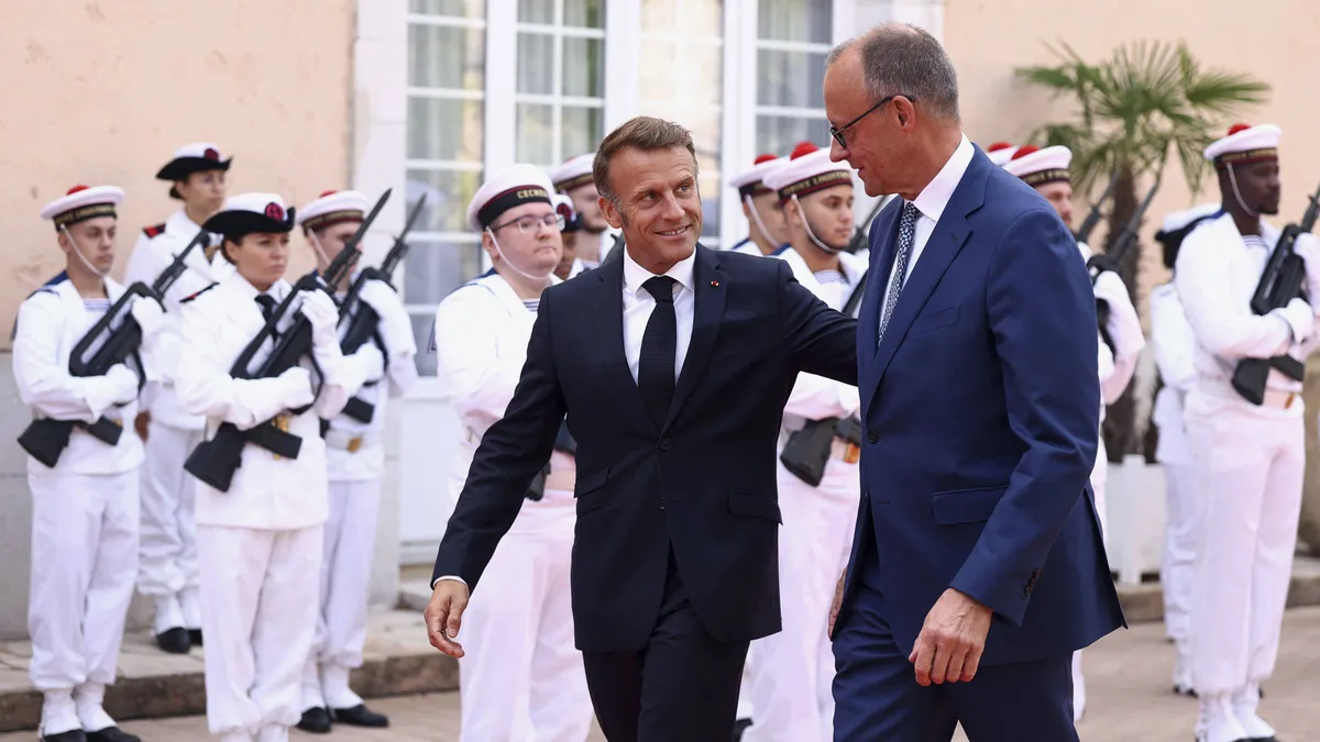 « Mon gaz contre ton nucléaire » : la fragile nouvelle idylle franco-allemande